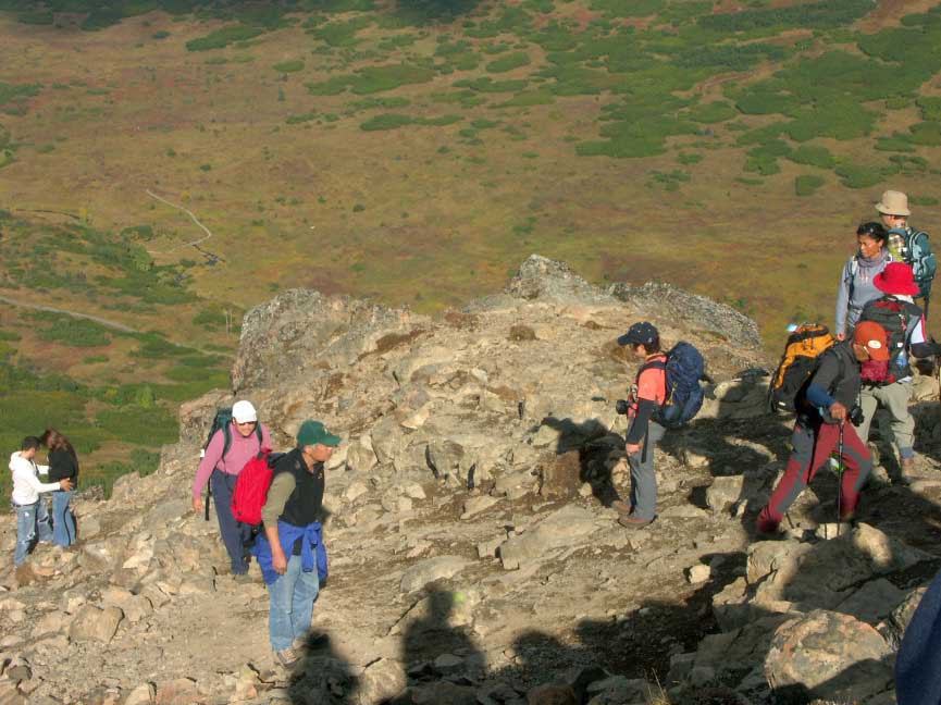 crowded trail sign arizona outdoor retailer